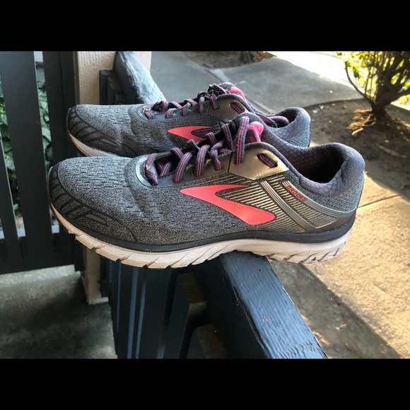 brooks adrenaline gts 18 10.5